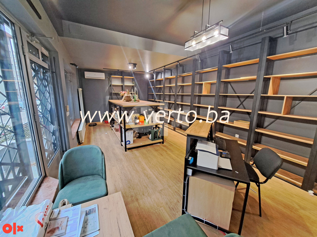 POSLOVNI PROSTOR 210 m2, CENTAR, TUZLA