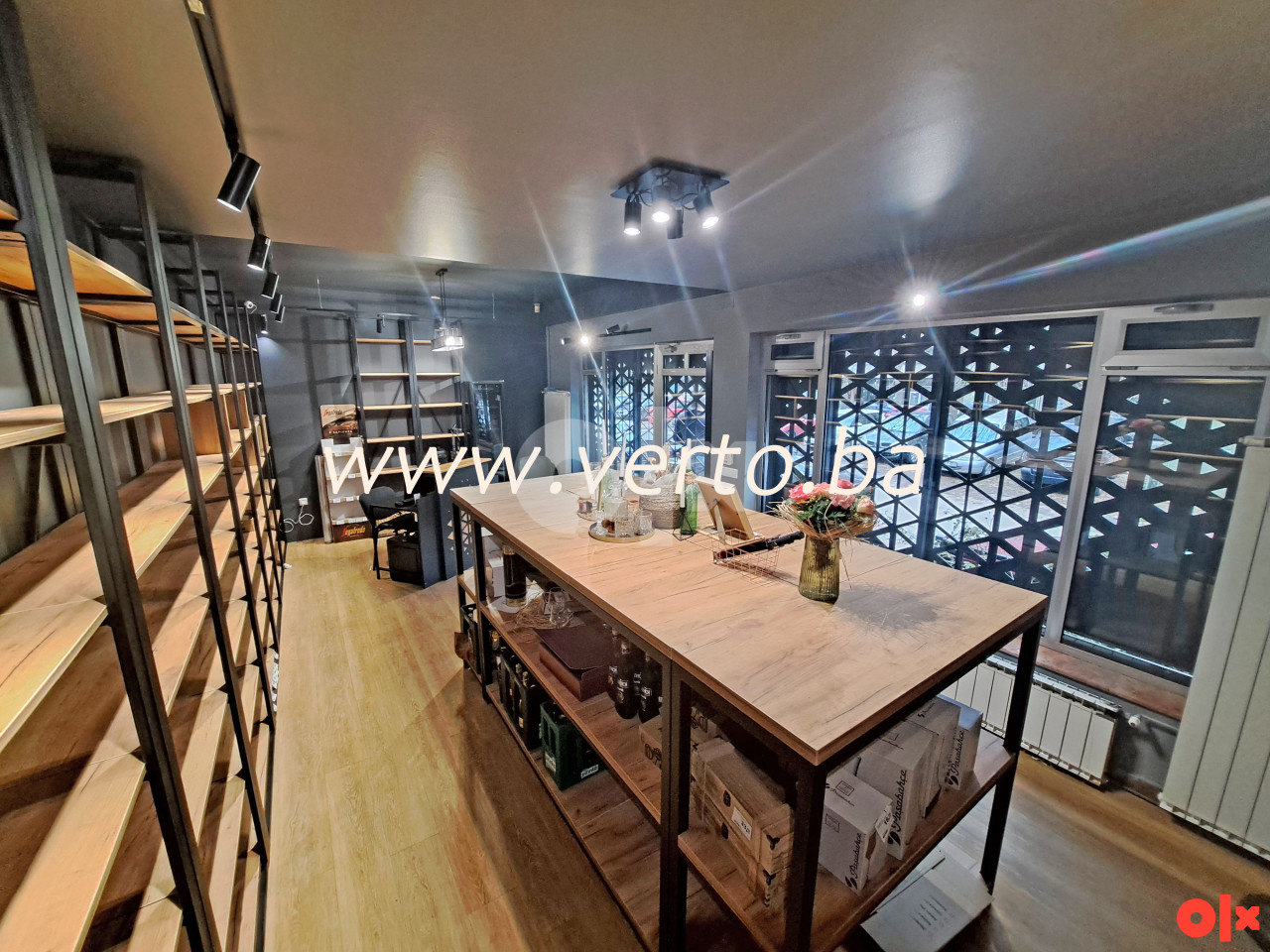POSLOVNI PROSTOR 210 m2, CENTAR, TUZLA 2