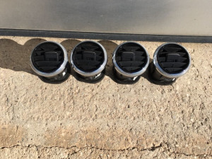Audi A3 2011 F.Lift
Rešetke ventilacije
