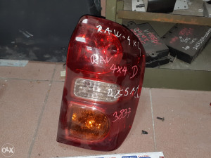 TOYOTA RAV4 DESNA STOPA