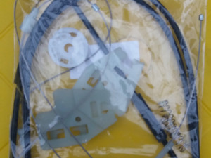 PODIZAC STAKLA BMW E46 E 46.... 062/266-333