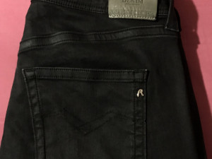 REPLAY MUŠKE FARMERKE VEL. 31