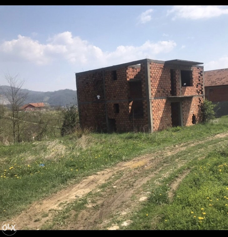 Plac ,zemljiste sa devastiranom kucom, Bratunac