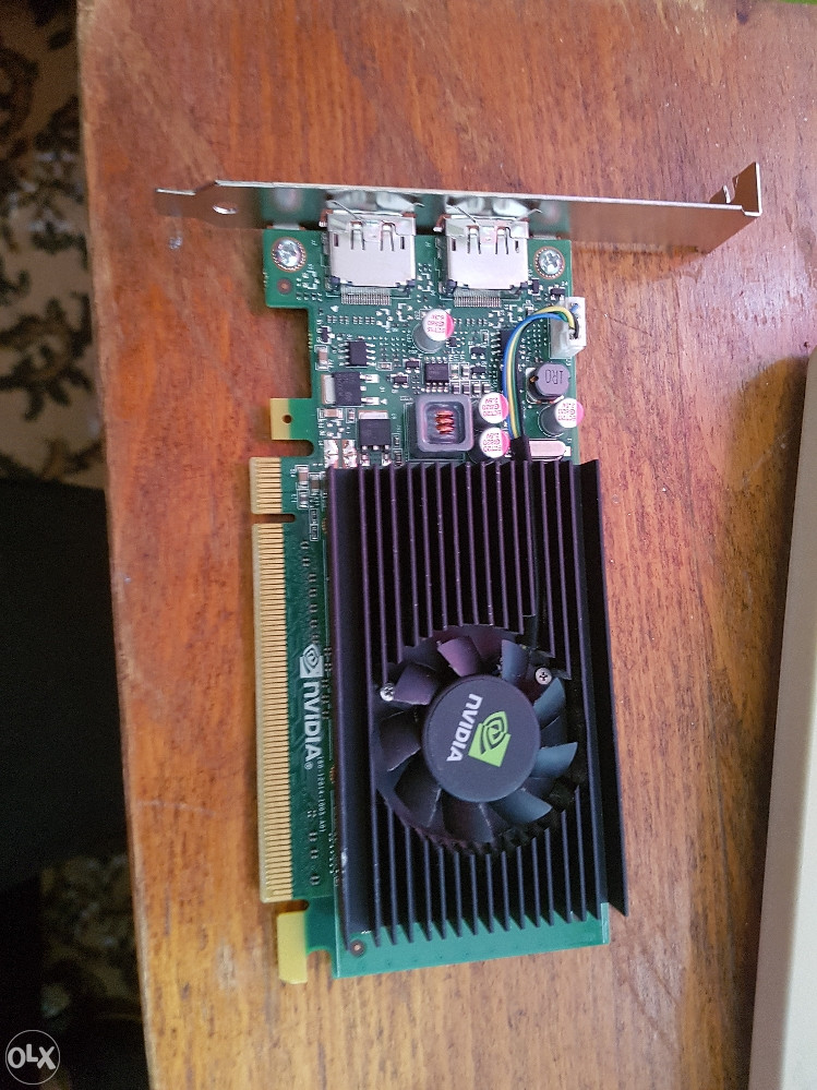 graficka Nvidia nvs 310 , 2x dp , 512 mb