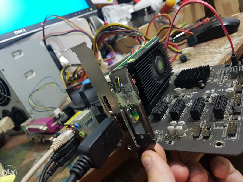 graficka Nvidia nvs 310 , 2x dp , 512 mb