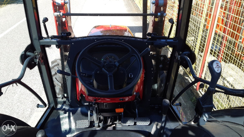 Mahindra 6060 utovarivac MT01