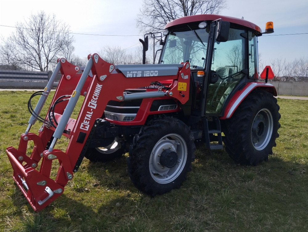 Mahindra 6060 utovarivac MT01