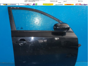 Kia Ceed 2010-prednja desna vrata (ostali dijelovi)