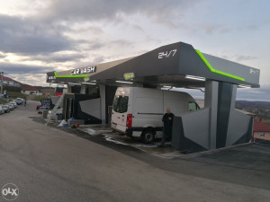 Samousluzna autopraonica / samousluzne