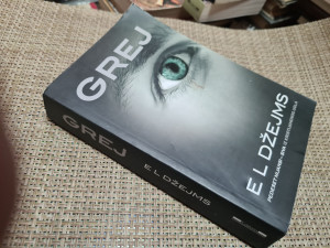 GREJ - E. L. Džejms