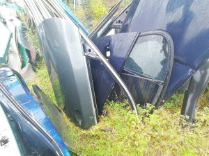 BMW E60 branik hauba vrata gepek far stopka dijelovi