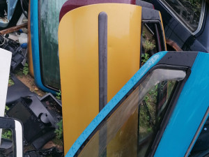 Renault Twingo DIJELOVI reno tvingo djelovi vrata