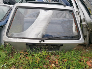 Golf 2 DIJELOVI vrata gepek staklo sajba djelovi