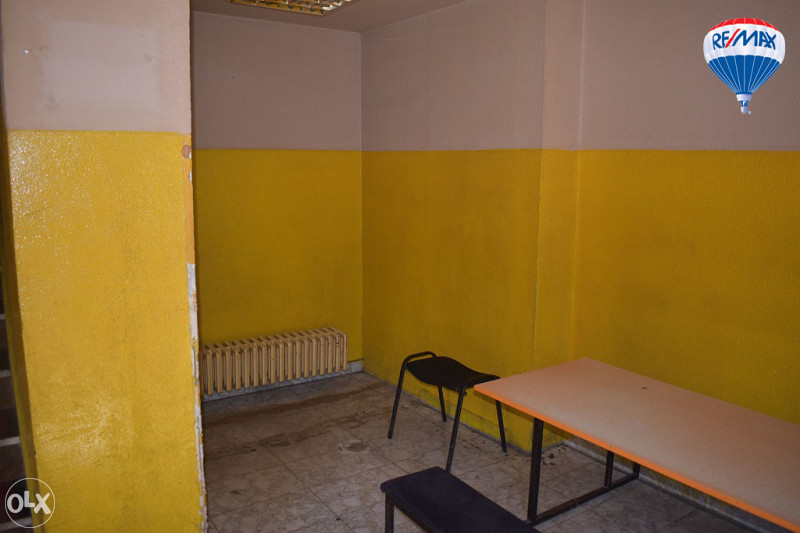 Višenamjenski poslovni prostor u centru Zenice 11