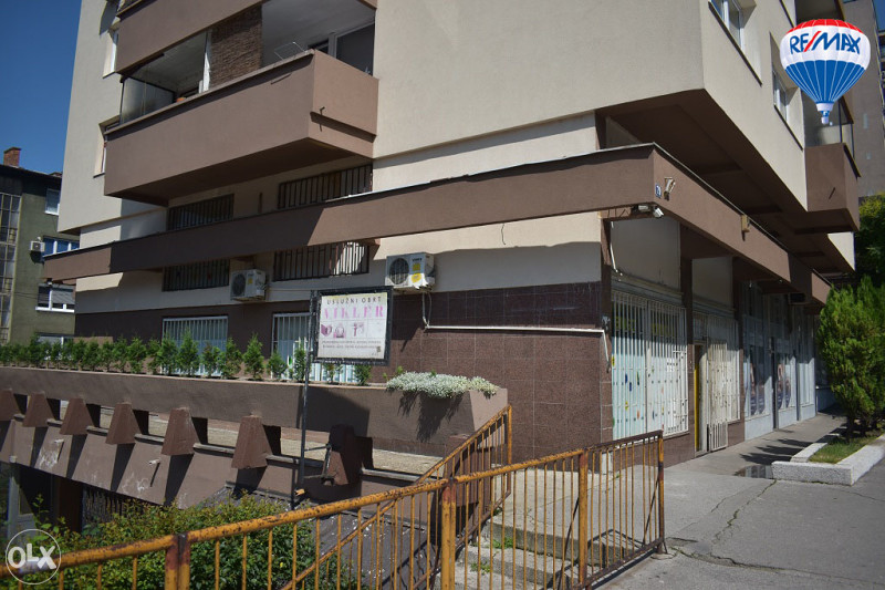 Višenamjenski poslovni prostor u centru Zenice 8