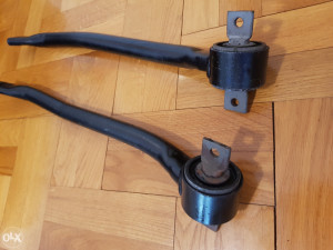 Zadnji trap Alfa Romeo 147/156/GT uporne spone seleni