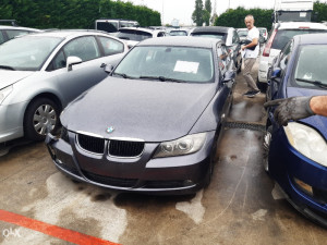 Dijelovi BMW E90  320 d