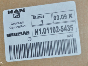 Far s okvirom MAN Neoplan