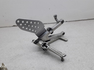 Yamaha r1 desni nogostup, papucica kocnice 1999