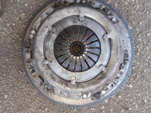 Set kvačila , zamajac FABIA , IBIZA , POLO 1.2