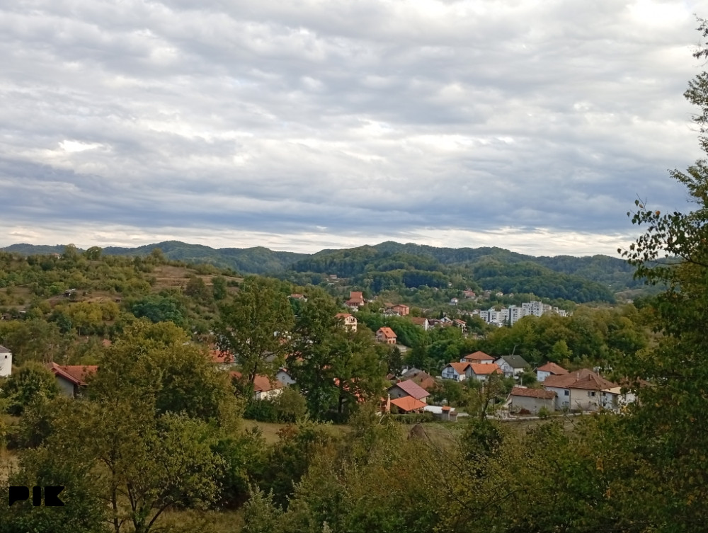 Prodajem zemljište u Tuzli, zemlja Tuzla, plac Tuzla 5