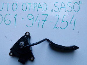 Papučica Gasa Megane 2 Scenic 2 8200159647