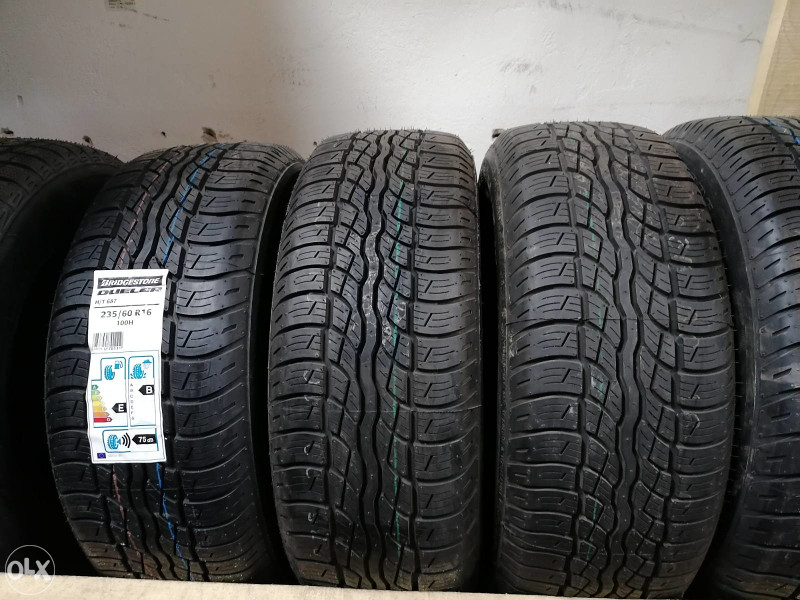 235/60 R16 Bridgestone Dueler 687