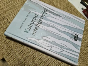 Kulturna Inteligencija - Dejvid Tomas, Ker Ikson
