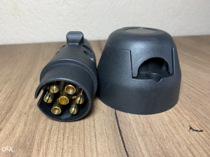 Uticnica i utikac za auto prikolicu