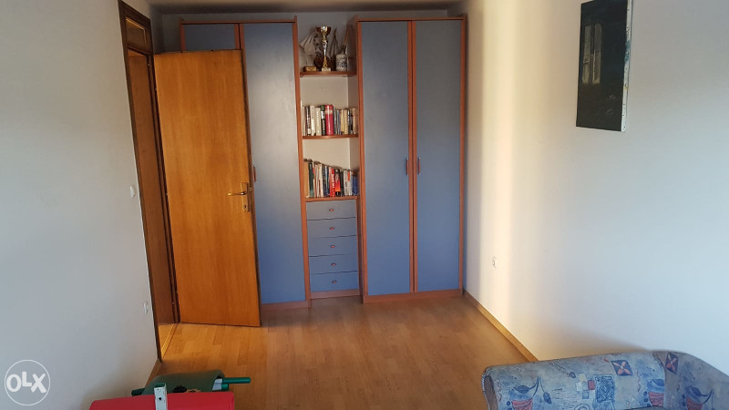 Trosoban stan u centru 6