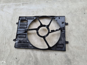 Nosac kuciste ventilatora Skoda Octavia A7 5E, Superb /