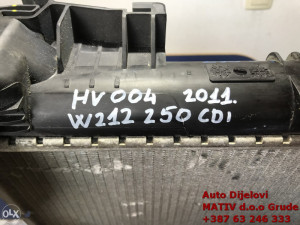 Hladnjak VODE Mercedes E w212 250 CDI A2045003703