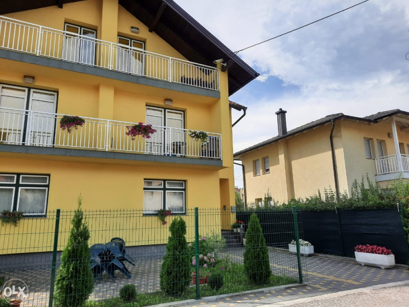 Stambeno poslovna zgrada / kuća Sanski Most 4