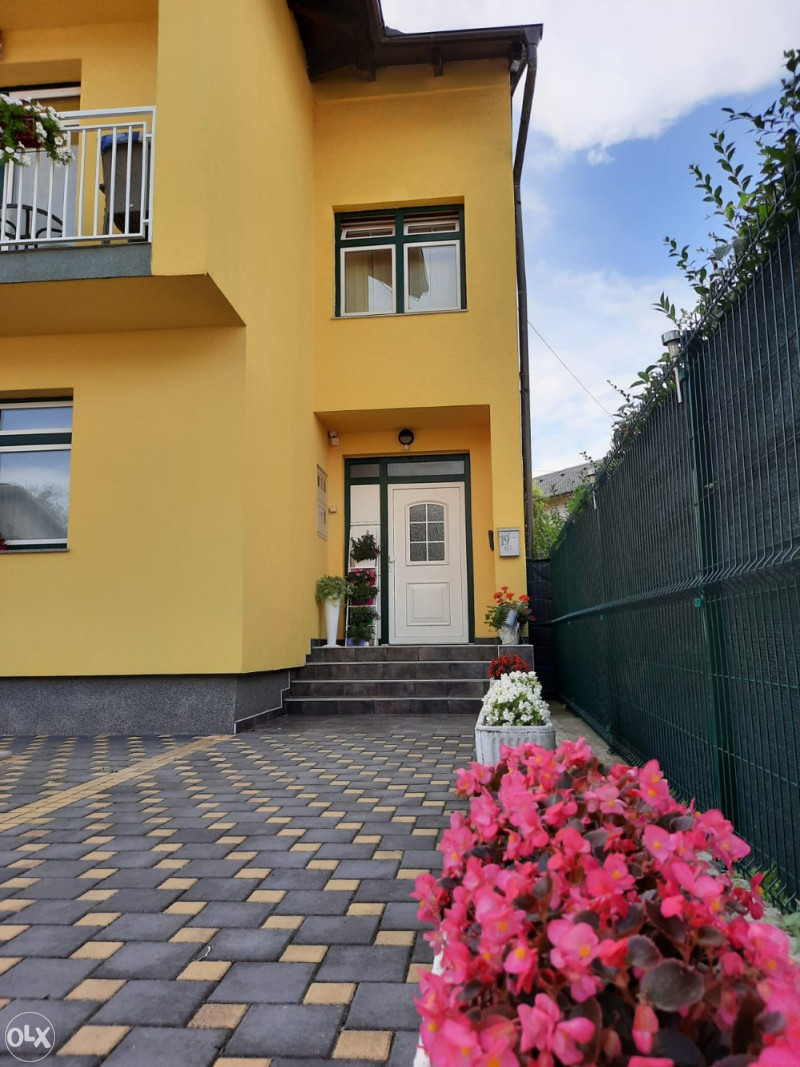 Stambeno poslovna zgrada / kuća Sanski Most 5