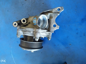 Vodena pumpa Mercedes A klasa w 169 2.0 cdi