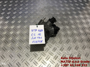 Visokotlačna pumpa Passat CC 2,0 TDI 2016 04L130755D