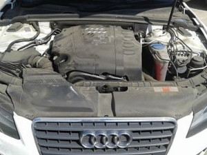 Audi A5 2009 2.0TDI (CAH)-dijelovi limarije i mehanike