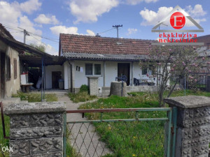 - POVOLJNO -Prizemna kuća na placu površine 581m2