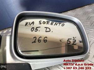 Retrovizor DESNI Kia Sorento 2005
