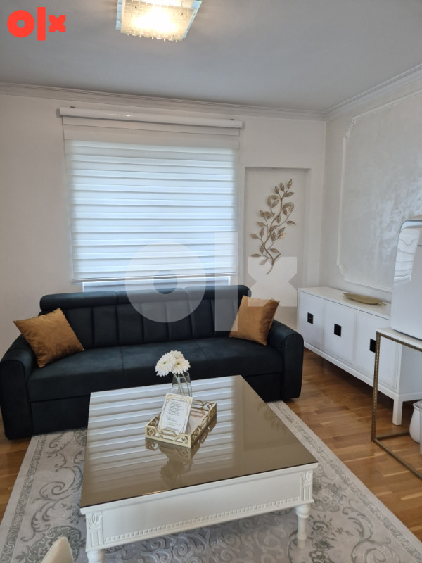 Luksuzni apartman sa parkingom u zgradi Mellain stan na dan Tuzla 3
