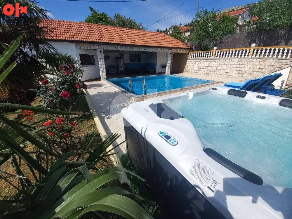 Kuća sa Bazenom Mostar  061 386 990