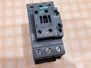 SKLOPNIK-SKLOPKA SIEMENS 3RT2038-1AP00 37kW 230V AC