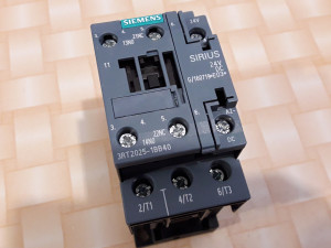 SKLOPNIK-SKLOPKA SIEMENS 3RT2025-1BB40 7,5kW 24V DC