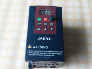 EDS 800  FREKVENTNI REGULATOR INVERTER 0,75kW 3x230V