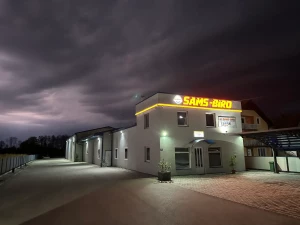 Poslovni Objekat photo 2