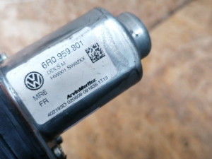 MOTORIĆ PODIZAČA P.L SEAT IBIZA 6r0959801 AVA 10390