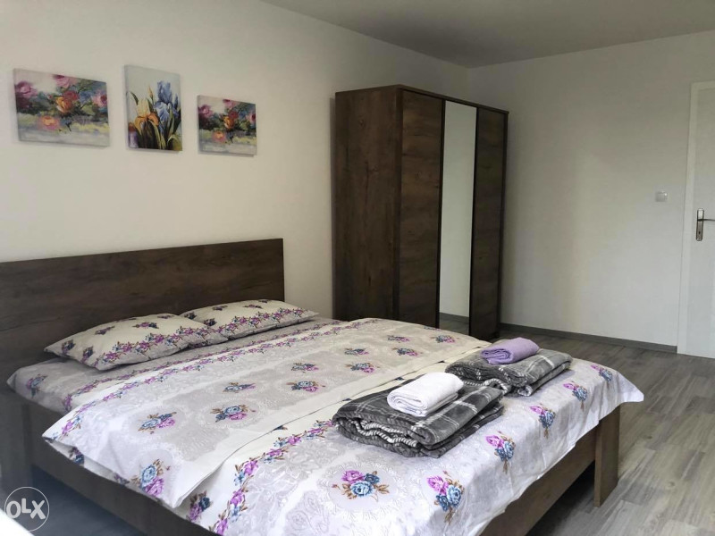 Stan na dan Bijeljina, Centar "MONA"prenociste Apartman 8