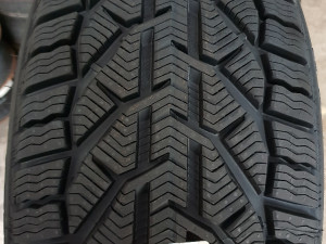 265 65 17 Tigar Winter SUV R17 ZIMSKE MS GUME