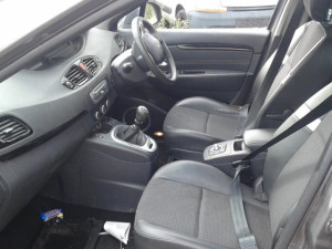 Renault Scenic 2010 1.9dci-dijelovi limarije i mehanike