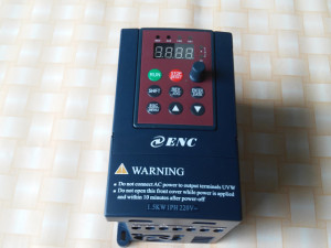FREKVENTNI REGULATOR 230V 1,5kW ZA 3F ELEKTROMOTOR